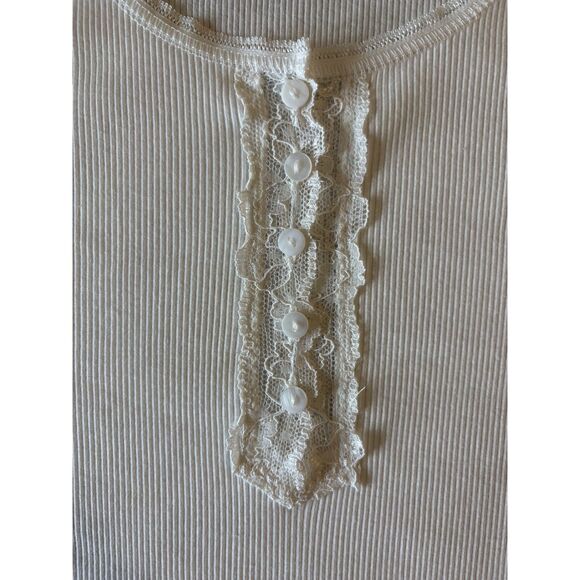 Sundance Living White Lace Tank/Camisole with Buttons, Lettuce Hem, Size Small - Picture 2 of 4